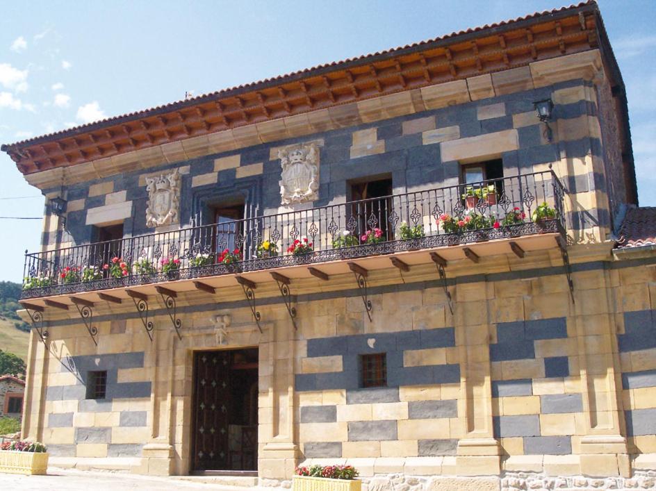 La Casona De Lombrana, En Polaciones Eksteriør billede